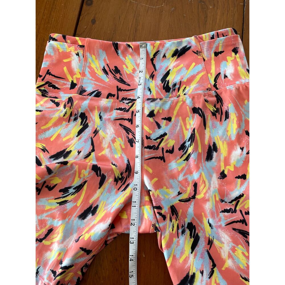 NWT Nanette Lepore Play Medium Womens Compression Shorts Peach Yellow Blue Black - Picture 8 of 9
